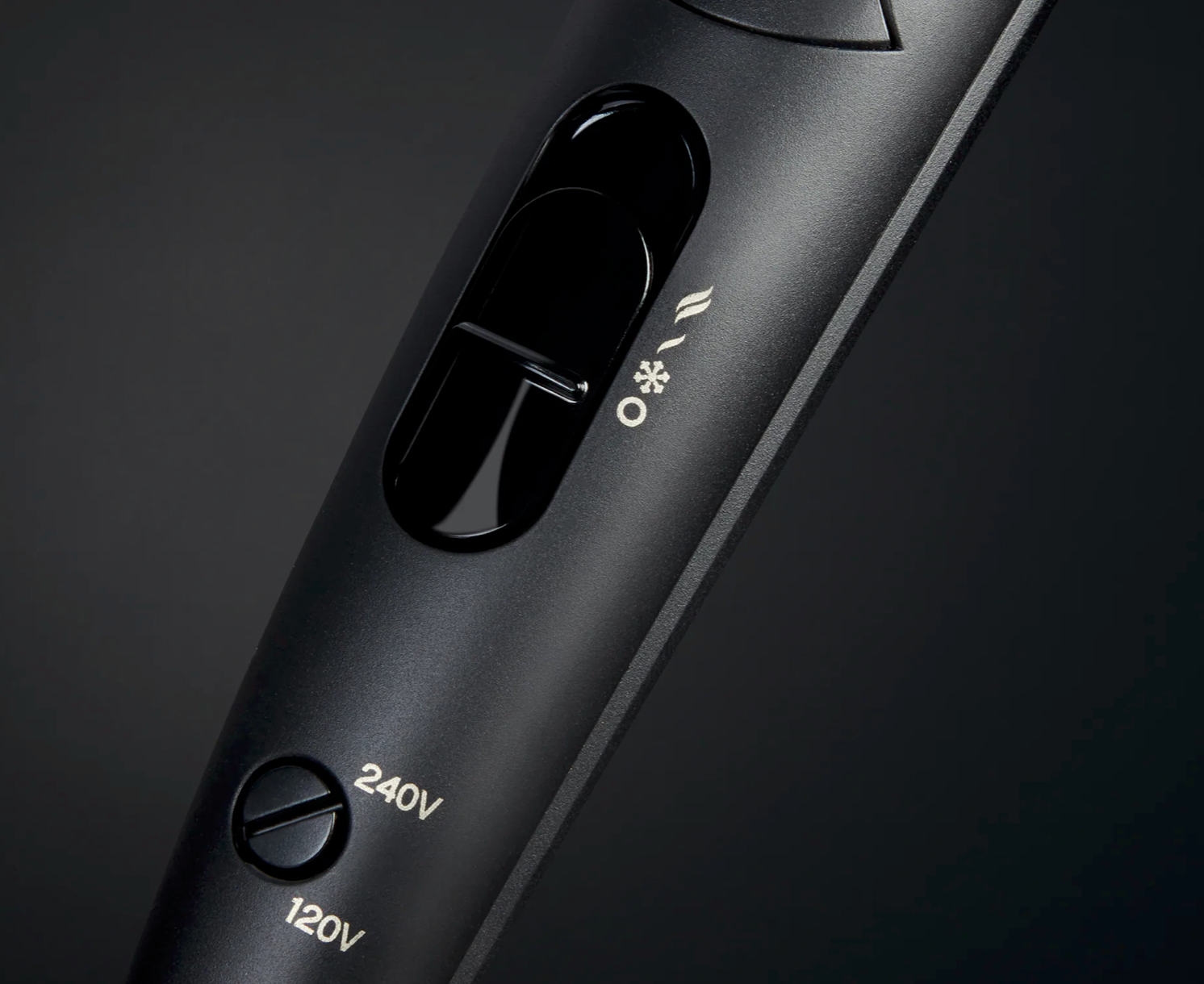 GHD FLIGHT+ TRAVEL HAIR DRYER FESTIVE GIFT SET